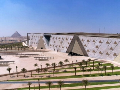 المتحف المصري الكبير 2025
ايقونه الحضاره المصريه و بوابة المستقبل الثقافي