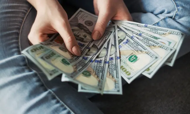 لكل باحث عن عمل : قائمة لأفضل 5 مواقع للربح من الإنترنت باللغة العربية