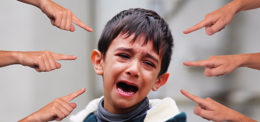  التنمّر في سن المراهقة: أسبابه وسبل التعامل معه

