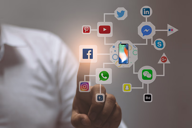 الكتابة لشبكات التواصل الاجتماعي.. تحدٍ كيف تتخطاه لتصل إلى جمهورك؟