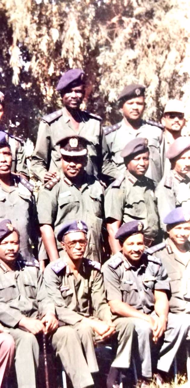 قيادات شرطية مؤثرة ( اللواء م/ الزبير محمد حسن )