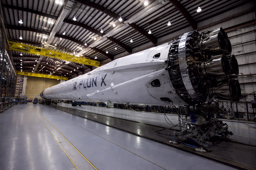 الرحلة الملحمية: قصة نجاح إيلون ماسك من الصفر إلى قيادة المستقبل