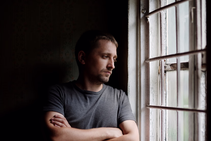 أزمة "عنوسة" الرجال في مصر: الحواجز الاقتصادية والتداعيات الاجتماعية