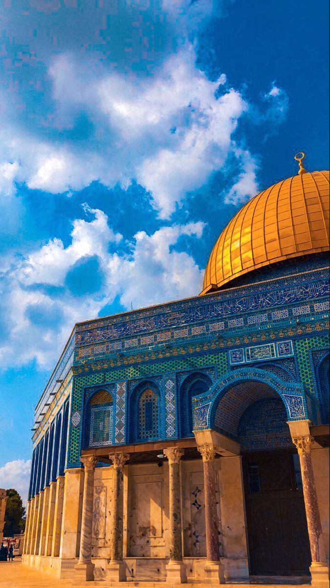 وجهة السياحة الدينية أم للسياحة السوداء؟ إلى ماذا ينوي الكيان تحويل الأراضي المقدسة؟