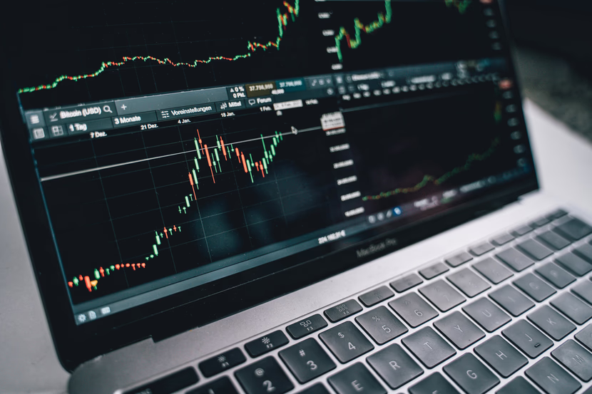 الربح من التداول: كيف تحوّل الشاشة إلى مصدر مربح حقيقي؟