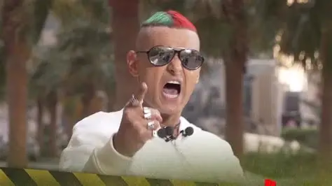 رامز جلال... ملك المقالب وصاحب الضحكة اللي ما تتنسيش