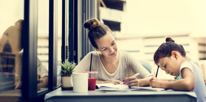  "أمي ، هل ستساعدني في واجباتي المنزلية?"5 توصيات للقيام بذلك بشكل صحيح