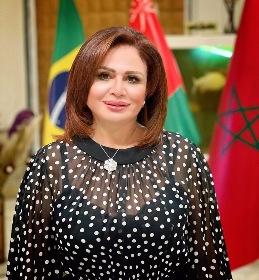 الفنانة إلهام شاهين نجمة السينما المصرية