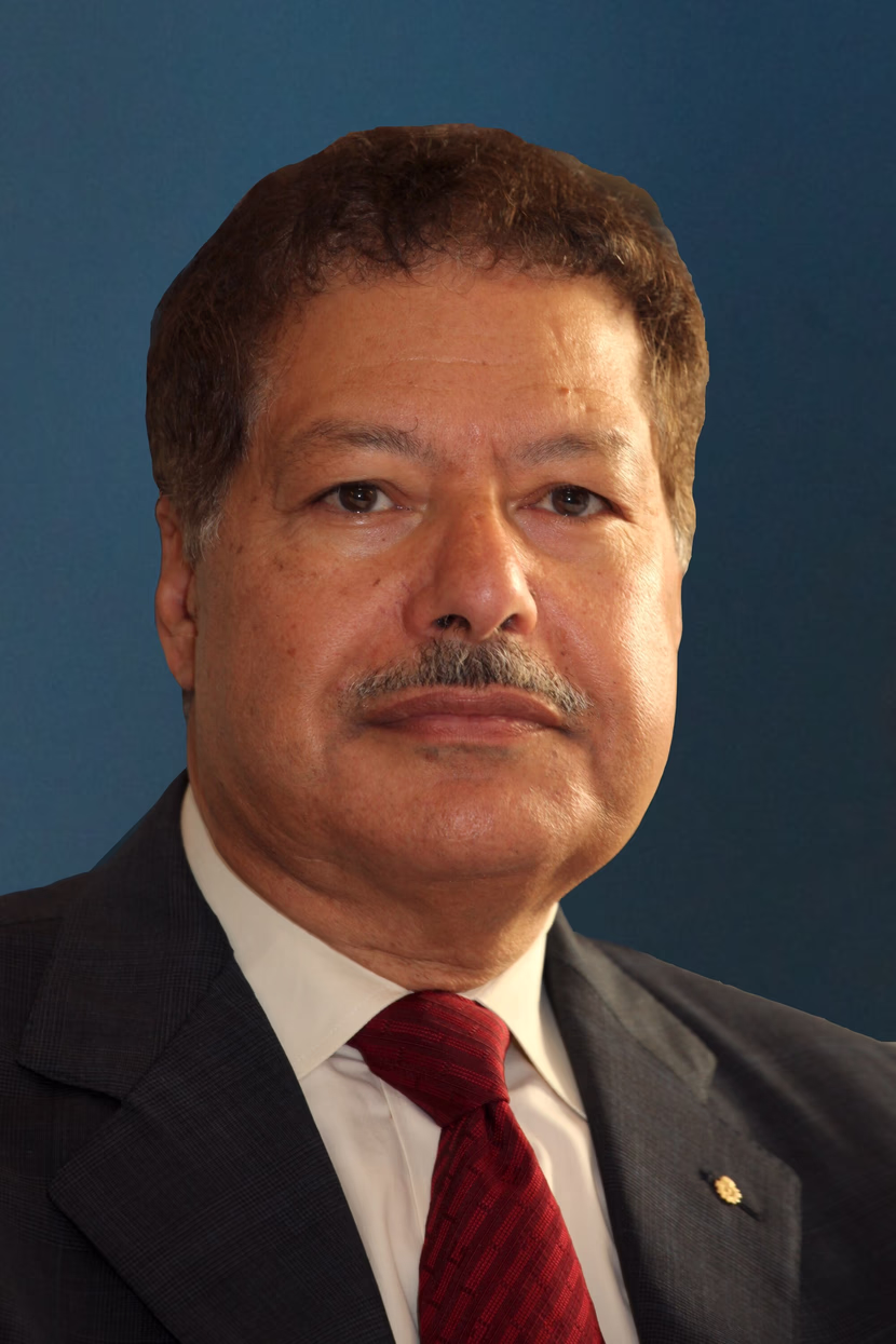🌟 ثلاث شخصيات خلدها التاريخ: نجيب محفوظ، أم كلثوم، وأحمد زويل