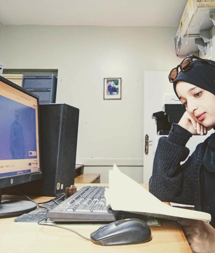 عادة القراءة: من لا يقرأ يعيش بعقل غيره